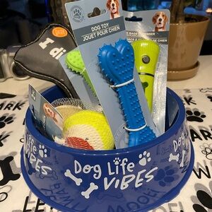 BarkBowl (Dog toys)